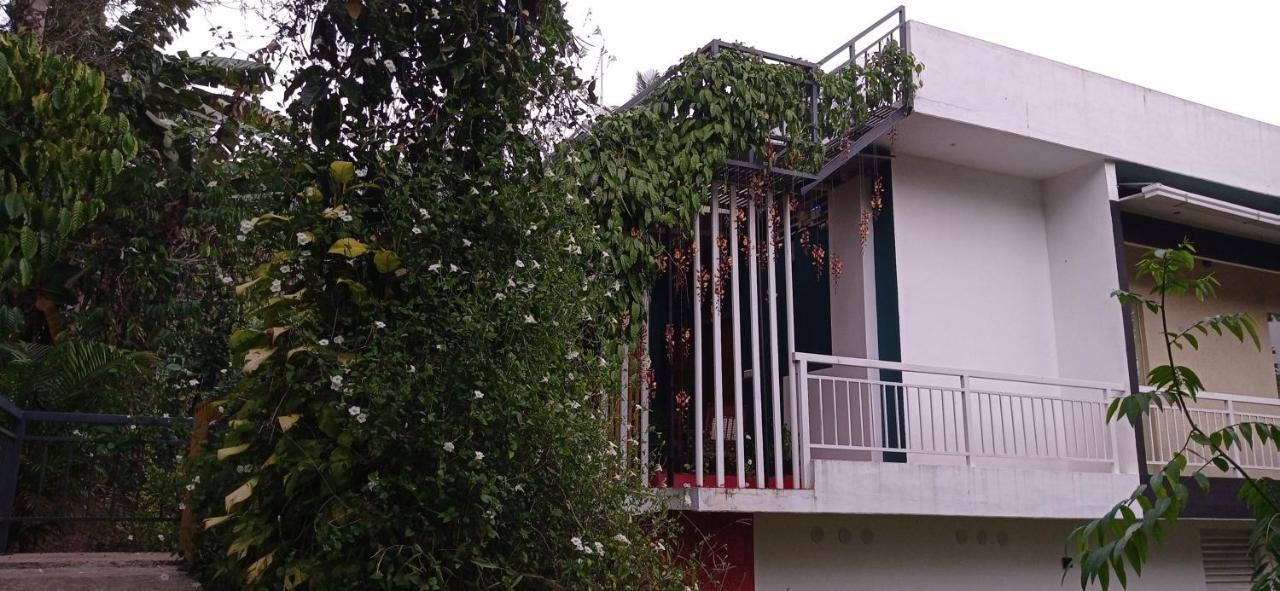 Riverbench Homestay Munnar, Anaviratty Dış mekan fotoğraf