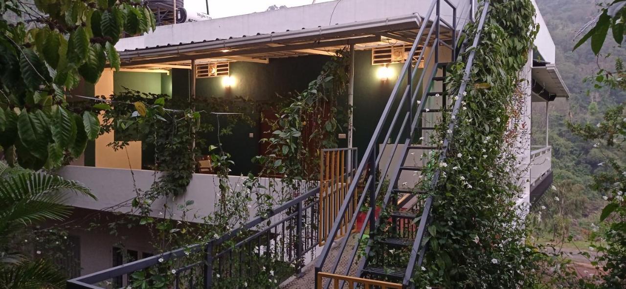 Riverbench Homestay Munnar, Anaviratty Dış mekan fotoğraf